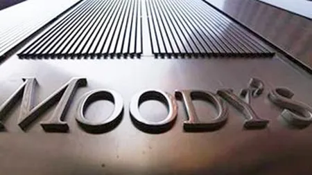 Moody's a coborat ratingurile a patru banci din Ungaria