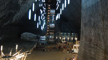 Salina Turda va fi inclusa in pachetele turistice pentru expozitii
