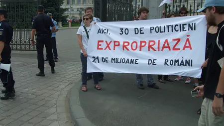 Protest la Parlament impotriva legii exproprierii nationale (Galerie Foto)