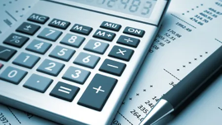 Guvernul va decide la toamna daca reduce CAS