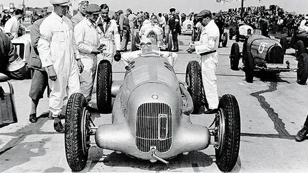 Cel mai scump automobil vandut vreodata la licitatie