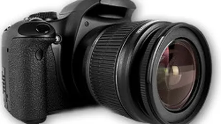 Cati romani au un aparat foto intre gadget-urile personale