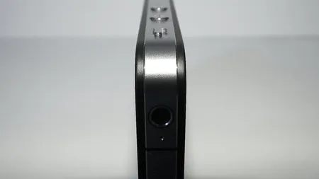 Noi probleme cu iPhone-ul: Inca un caz de electrocutare