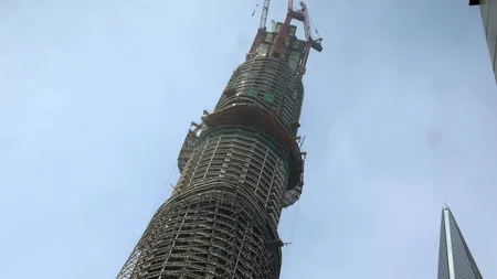 Un zgarie-nori din Shanghai devine cel de-al doilea cel mai inalt turn din lume
