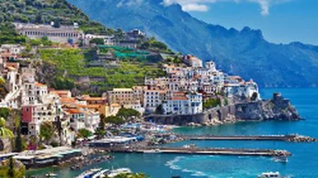 Incasarile Greciei din turism au crescut cu 21% in iunie