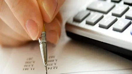 Cum privim taxele si politicienii: Romanii, printre cei mai nemultumiti din regiune