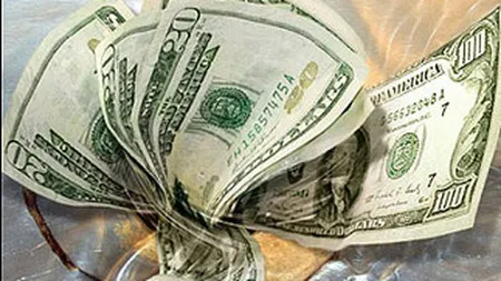 Cum au trait romanii Marea Recesiune: Lasa, ca ne ocoleste, avem asi in maneca