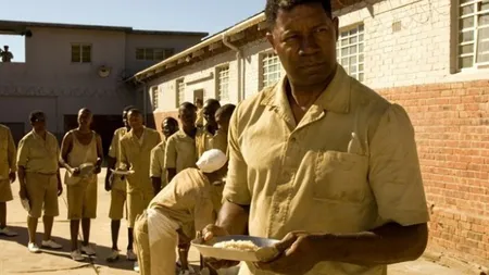 Povestea lui Nelson Mandela, in filmul Culoarea libertatii, la TVR 2