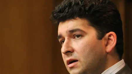 Voinea, despre excesul de lichiditate anuntat de Isarescu: Sunt bani in piata, dar la buget nu ajung toti