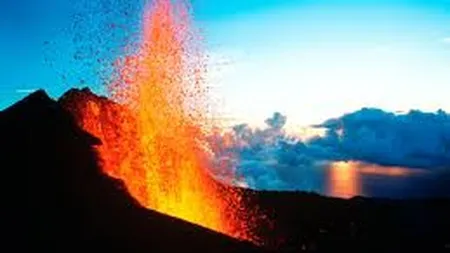 Aeroportul din Catania, inchis dupa eruptia vulcanului Etna