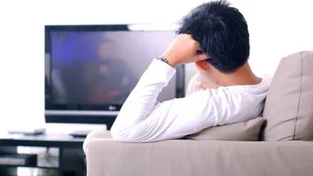 Privitul la televizor, printre hobby-urile preferate ale omului contemporan