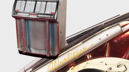 Din culisele licitatiei de curiozitati la Artmark: de la Maria Tanase la Elvis Presley