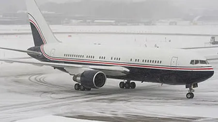 Viscol: 8 curse aeriene anulate pe aeroporturile din Bucuresti