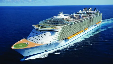 700 de romani au cumparat croaziere in Mediterana pe cel mai mare vas din lume