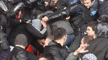 Revolta impotriva saraciei si somajului in Bosnia-Hertegovina: Ne fura de 25 de ani