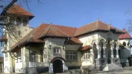 Conacul locuit de familia Romano si Emil Bobu, scos la vanzare pe site-uri gratuite