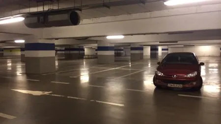 Parcarea subterana a Iulius Mall Timisoara, tot mai goala dupa introducerea platii