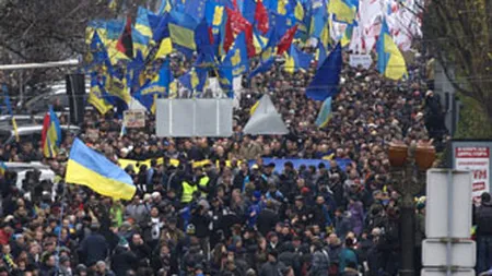 Ucraina: Manifestantii opozitiei au evacuat sediul Primariei din Kiev