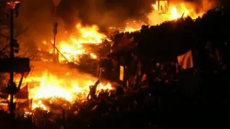 Proteste fara precedent la Kiev: 25 de persoane au murit si sute au fost ranite