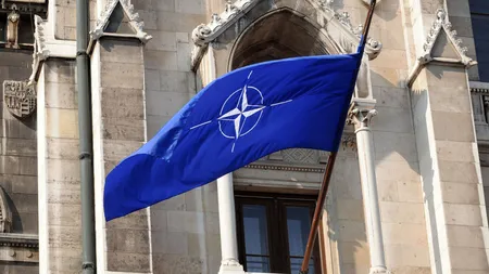 NATO someaza Rusia sa inceteze operatiunile militare: Este amenintata pacea Europei