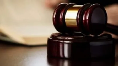 Avocati: Noul statut descurajeaza concurenta si transparenta