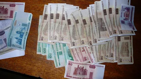 Crimeea adopta rubla ca moneda oficiala