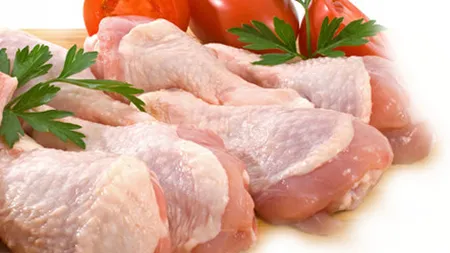 Reteaua de magazine a unui mare producator de carne de pui a intrat in insolventa