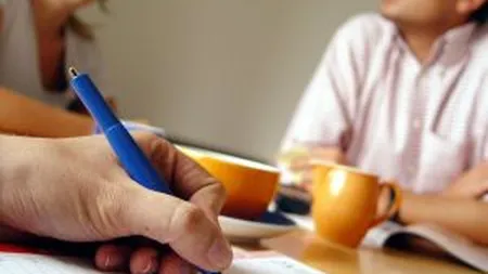 PE: Cetatenii UE care se muta in alt stat membru pot sa-si transfere drepturile la pensie