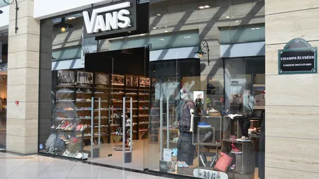 Vans deschide primul magazin din Romania