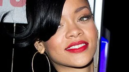 Inel de 42.000 de dolari, cadou pentru Rihanna