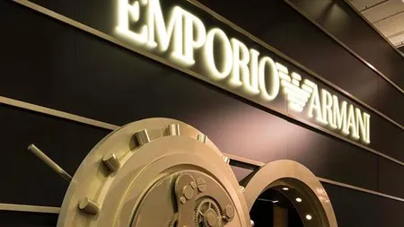 De ce a platit casa de moda Armani 270 milioane euro fiscului Italian