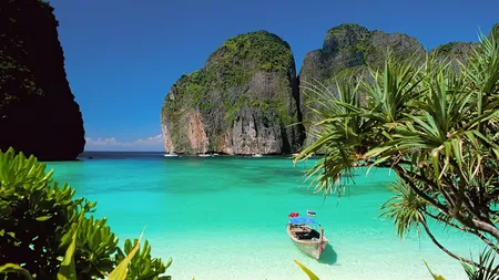 Vacante in Ibiza si bijuterii Cartier: Ce isi cumpara pe banii statului seful unei firme de asigurari