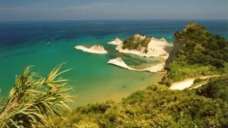 Spune-mi ce fel de turist esti si iti spun ce insula din Grecia ti se potriveste