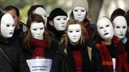 Generatia pierduta si dupa criza: De ce se integreaza tinerii tot mai greu pe piata muncii