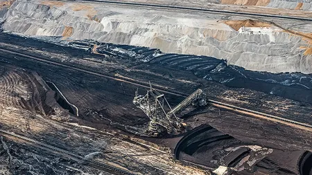 Monstru toxic intr-o tara verde: Excursie in cea mai mare groapa facuta de mana omului in Europa