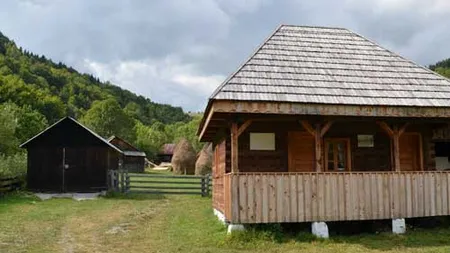 Casa in care a locuit eroina din Fefeleaga, devenita brand turistic, a fost distrusa de un incendiu