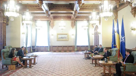 Discutia Basescu-Ponta-Petrescu: Ati terminat Harvard? Ma asteptam la argumente gen Roubini (Video)