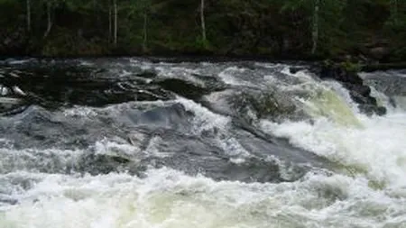 Cod rosu de inundatii in judetele Olt, Teleorman si Arges. Circulatie blocata pe mai multe drumuri