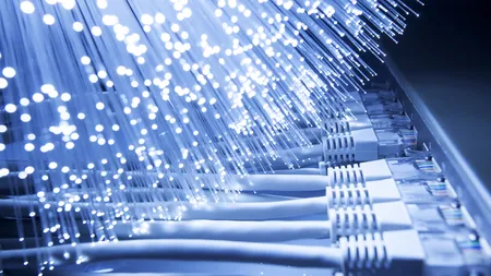 Romtelecom si Cosmote Romania vor dezvolta RoNet, reteaua nationala de internet de mare viteza