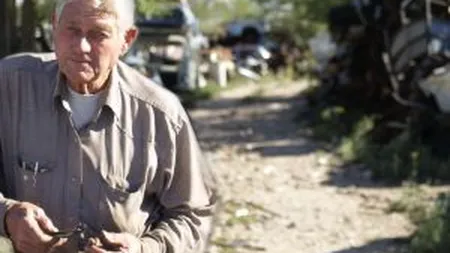 Tara batranilor: Doar 10 judete au mai multi salariati decat pensionari