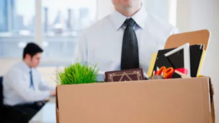 4 obiceiuri prin care sefii rai determina angajatii sa abandoneze corabia