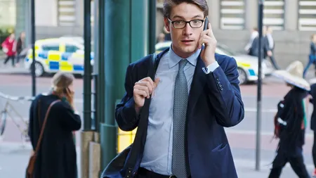 Telekom Romania ofera 10 burse pentru studenti