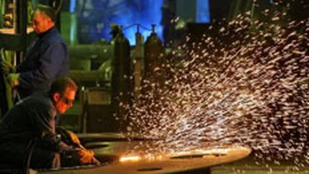 Combinatul ArcelorMittal is reduce capacitatea de productie din cauza cutremurului