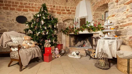 Chic Ville: Romanii cheltuie 30 euro in magazine, in online comenzile sunt duble