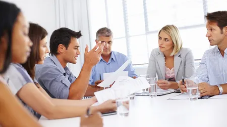 Actionarii vor putea fi reprezentanti in AGA de alte persoane, prin imputerniciri