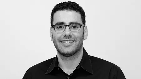 A renuntat la liceu si a ajuns la un business de 1 miliard de dolari vanzand telefoane pe care nu si le dorea nimeni