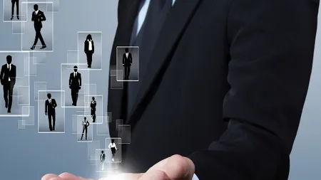 Cum sa transformi trecutul intunecat intr-un viitor luminos: Povestile a 3 lideri puternici