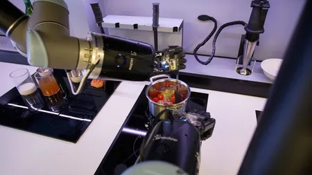 Robot care inlocuieste cu succes un maestru bucatar, dezvoltat in Marea Britanie