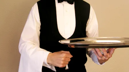 Patronii de restaurante, despre impozitarea bacsisului: I-am rugat sa nu ne omoare, doar sa ne bata
