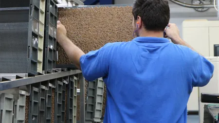 Fabrica din Romania cu exporturi in 16 tari, unde angajatii au 4 zile libere pe saptamana